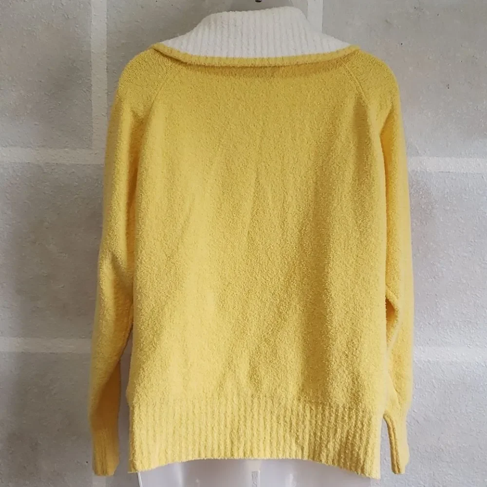 Great Northwest Yellow & White Zip-Up Coat
